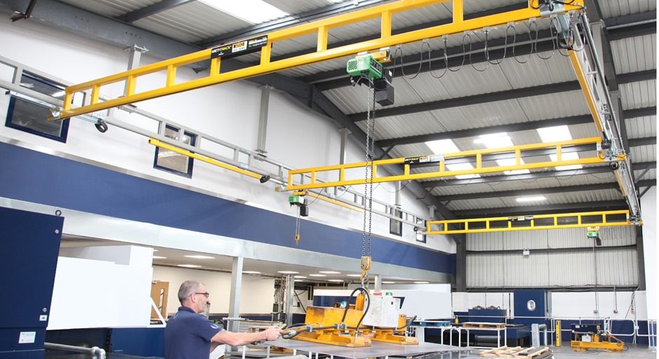 Overhead cranes from Metreel manage the load