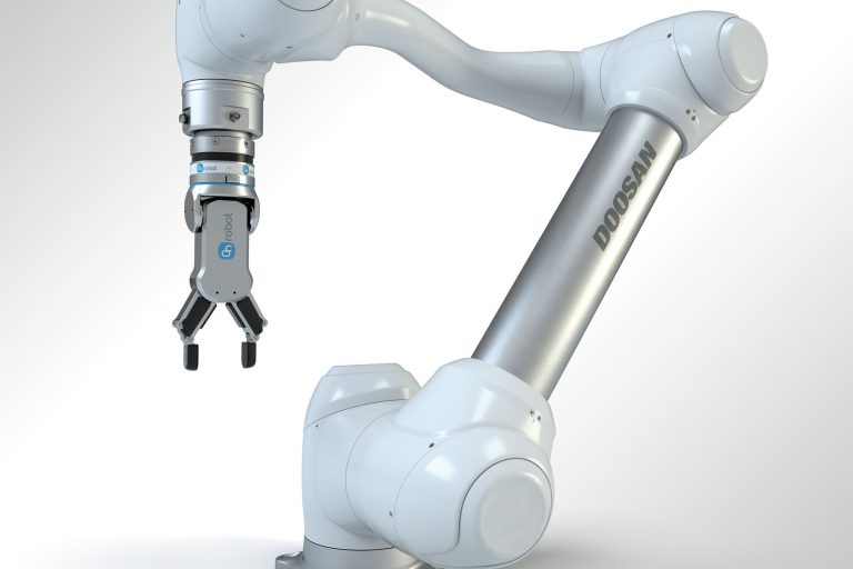 Cobots from Mills CNC boost productivity