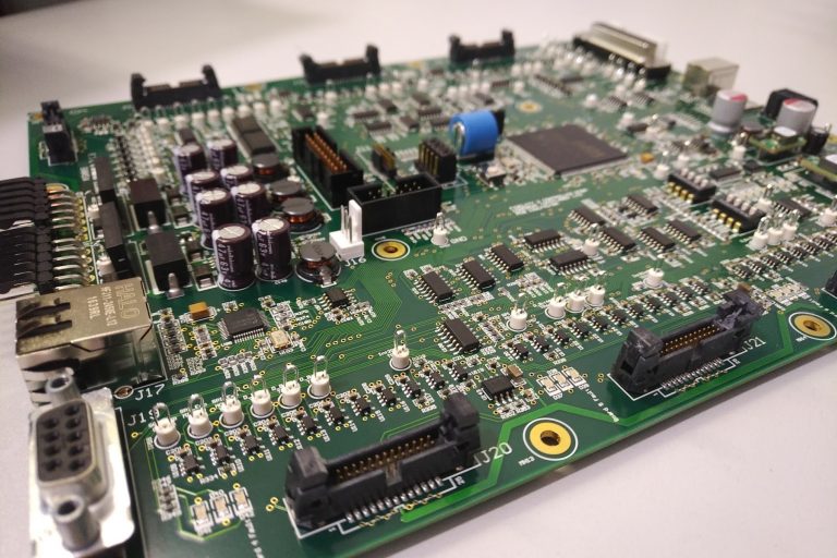 UK PCB fabrication and assembly serves Europe